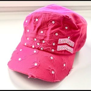 Women’s Distressed Hat